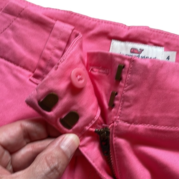Vineyard Vines Pink Short Shorts, Size 4 - Picture 5 of 9